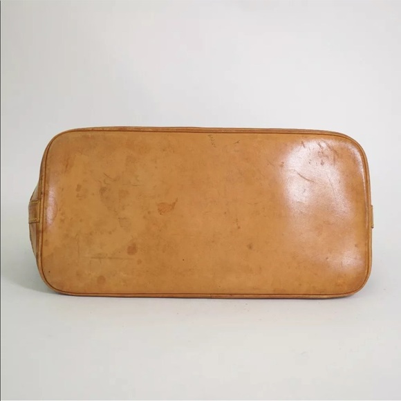 Louis Vuitton Alma - Picture 10 of 12